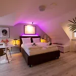 Penthouse In Bahnhofsnaehe Διαμέρισμα