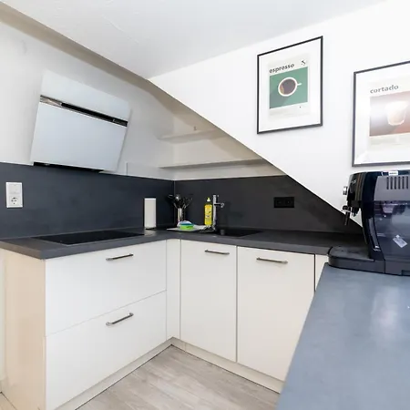 Penthouse In Bahnhofsnaehe فورتسبورغ