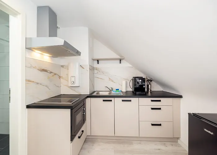 Penthouse In Bahnhofsnaehe Appartement *